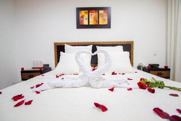 Hotel Travelers Suites Orange Cartagena